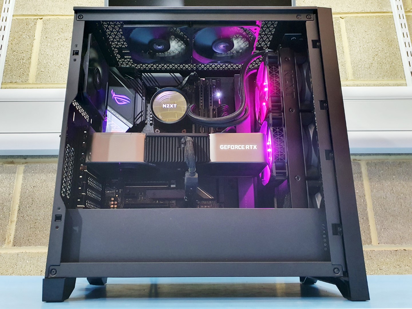 Start your Christmas PC build off right with this Corsair 4000D